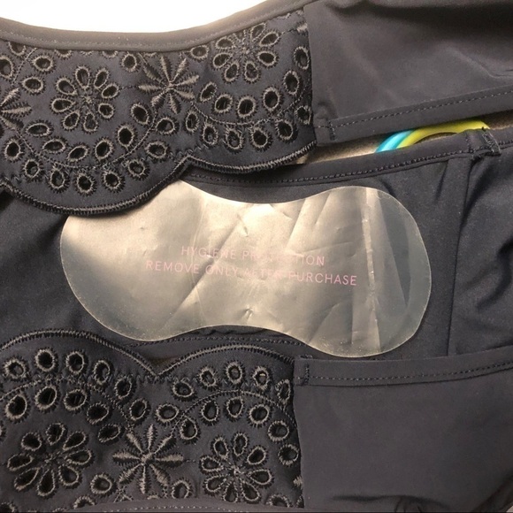 New STELLA MCCARTNEY Scalloped Broderie Anglaise Navy Eyelet Bikini Bottom Large - Picture 8 of 9